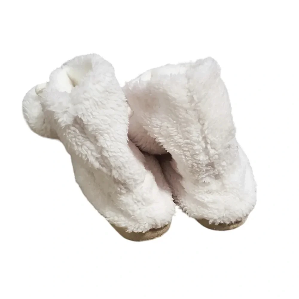 NWT Gymboree Girls Snow White Pom Pom Fleece Booties Slippers 7-8